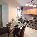 Akademik Apartamento *