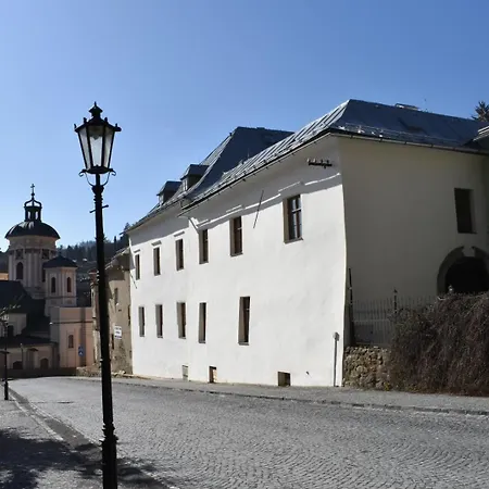 Akademik * Banska Stiavnica
