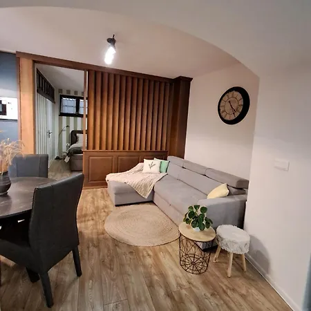 Akademik Apartmán *