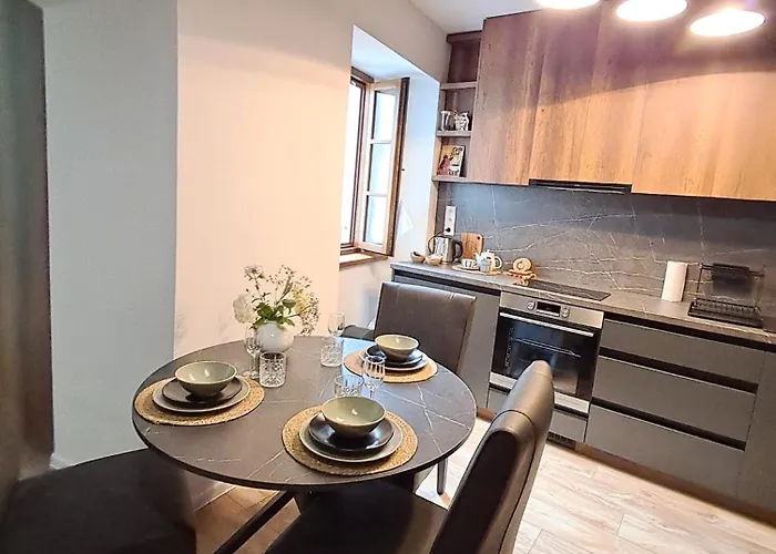 Akademik Apartman *